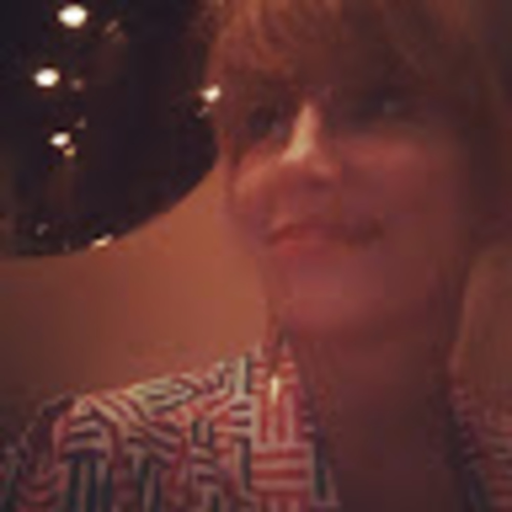 Meet your Posher, Jenn